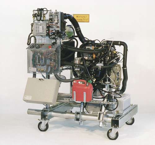 Ready-to-start engine on RWB trolley